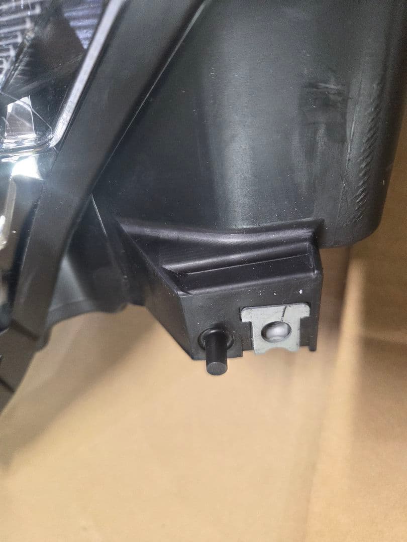 OT さん専用 日産 デイズ 右側ヘッドライト LAMP ASSY RH