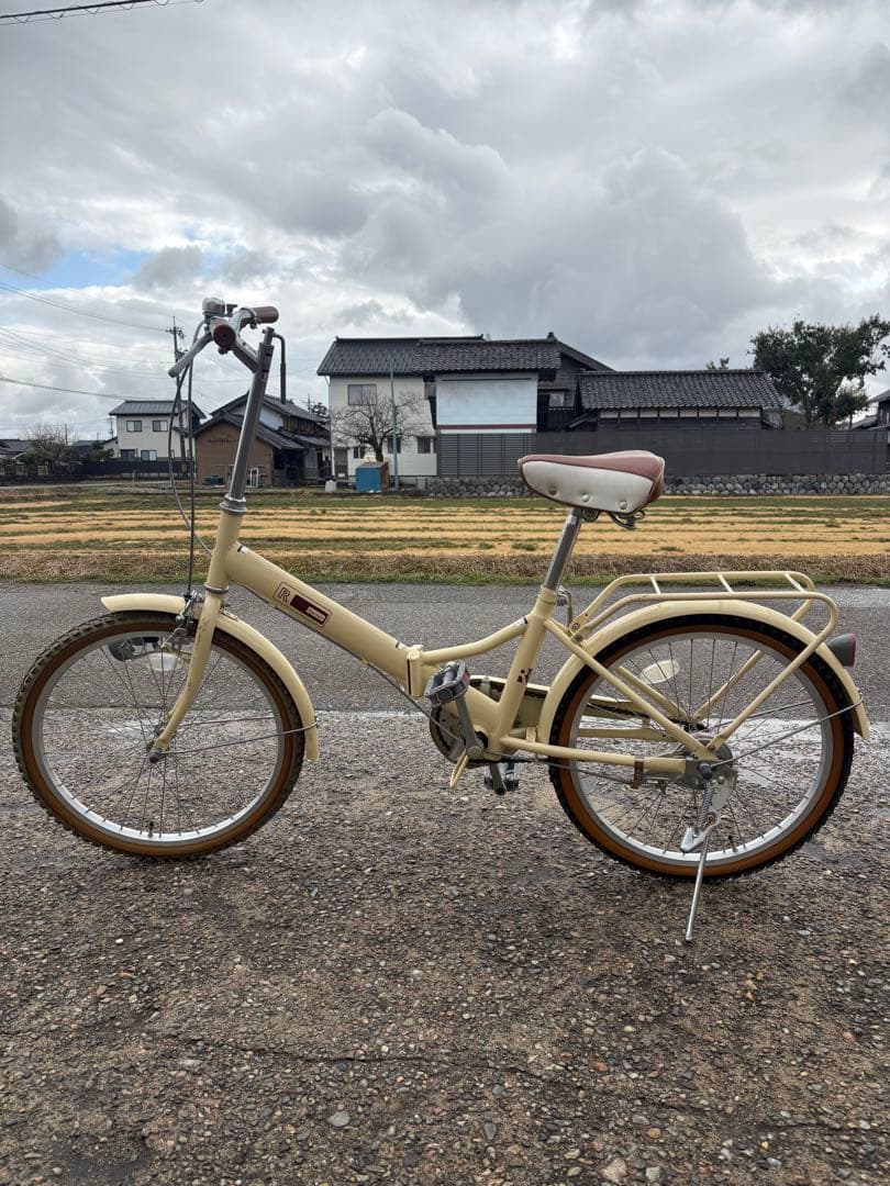 折り畳み自転車　22インチ　引き取り限定