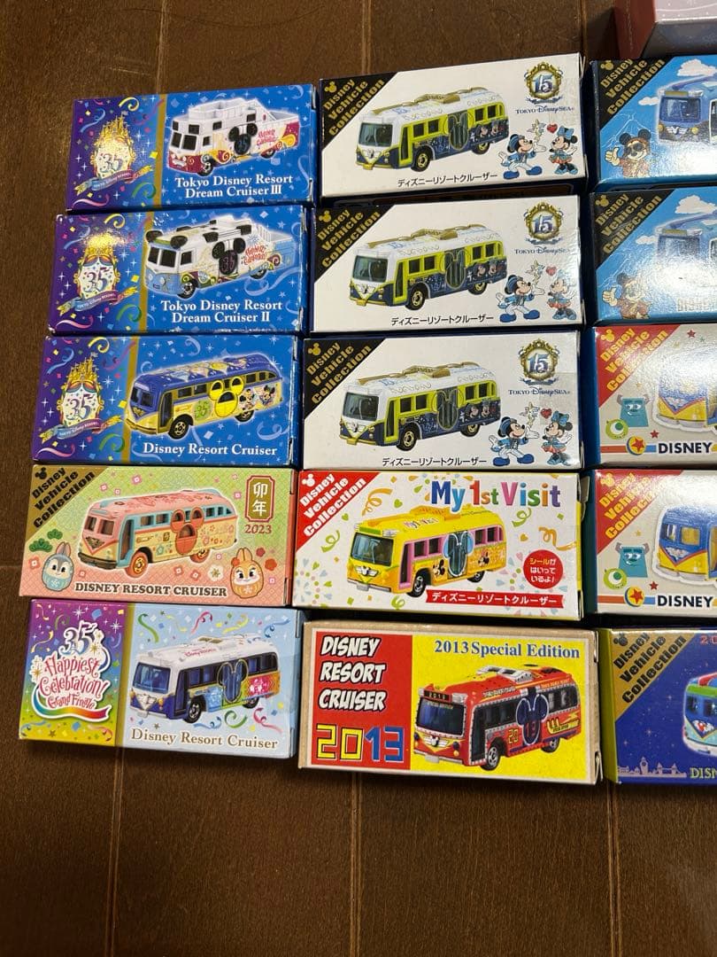 【新品】ディズニーリゾートクルーザー ディズニーリゾートライン トミカ 31台