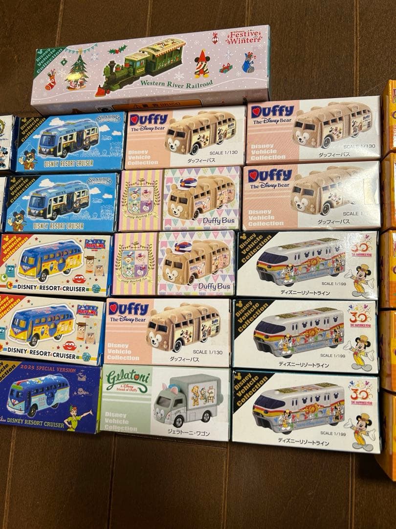【新品】ディズニーリゾートクルーザー ディズニーリゾートライン トミカ 31台