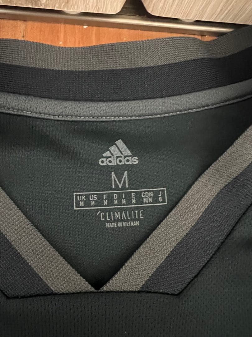 adidas Real Madrid Climalite シャツ 黒