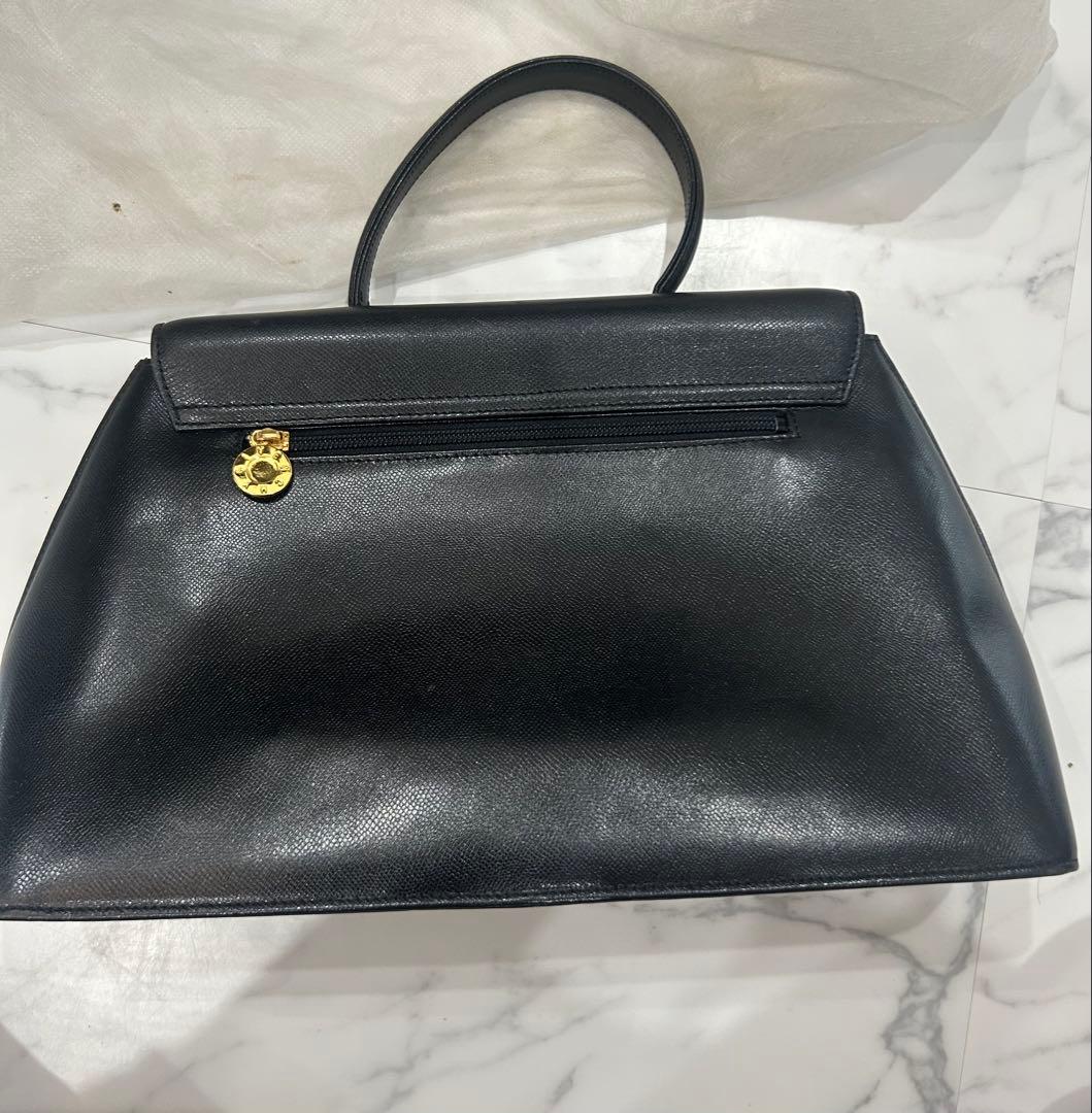 GIVENCHY ビンテージ値下げ