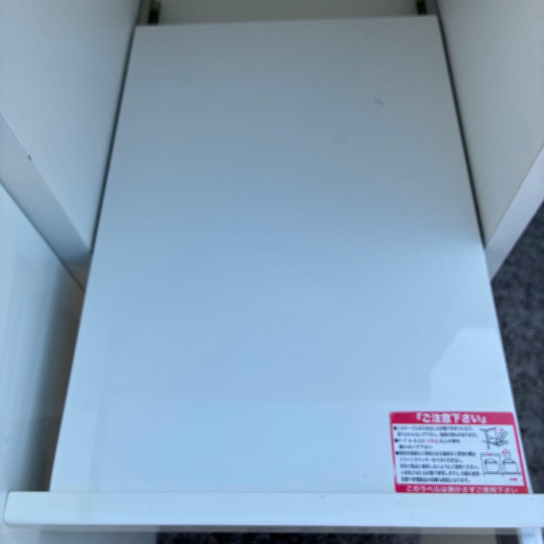 美品　ニトリ レンジ台　キッチンボード
