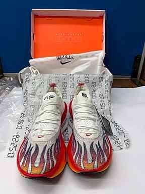 ★NIKE アルファーフライ3★　新品未使用
