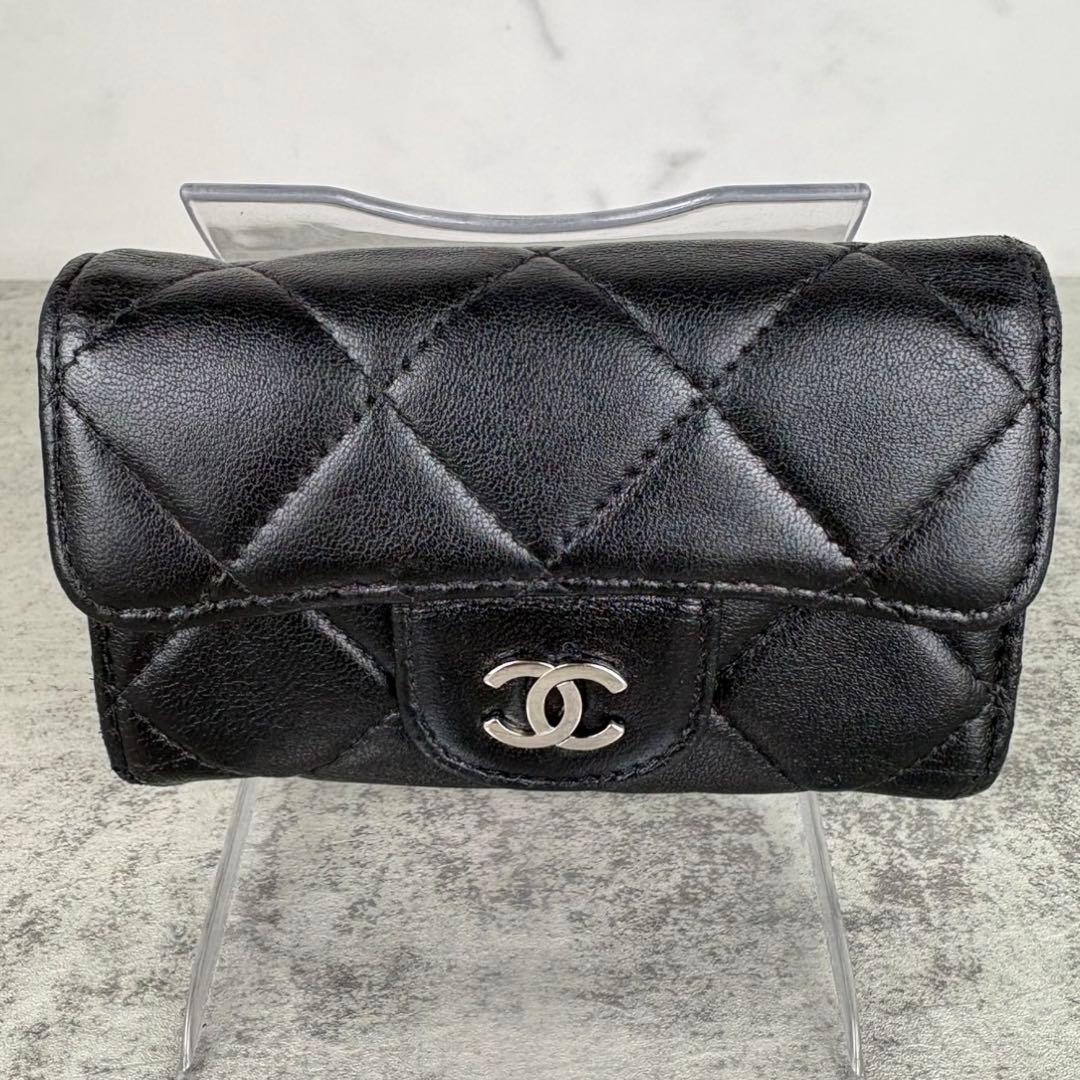 CHANEL キーケース　ラムスキン　マトラッセ　カードケース　財布