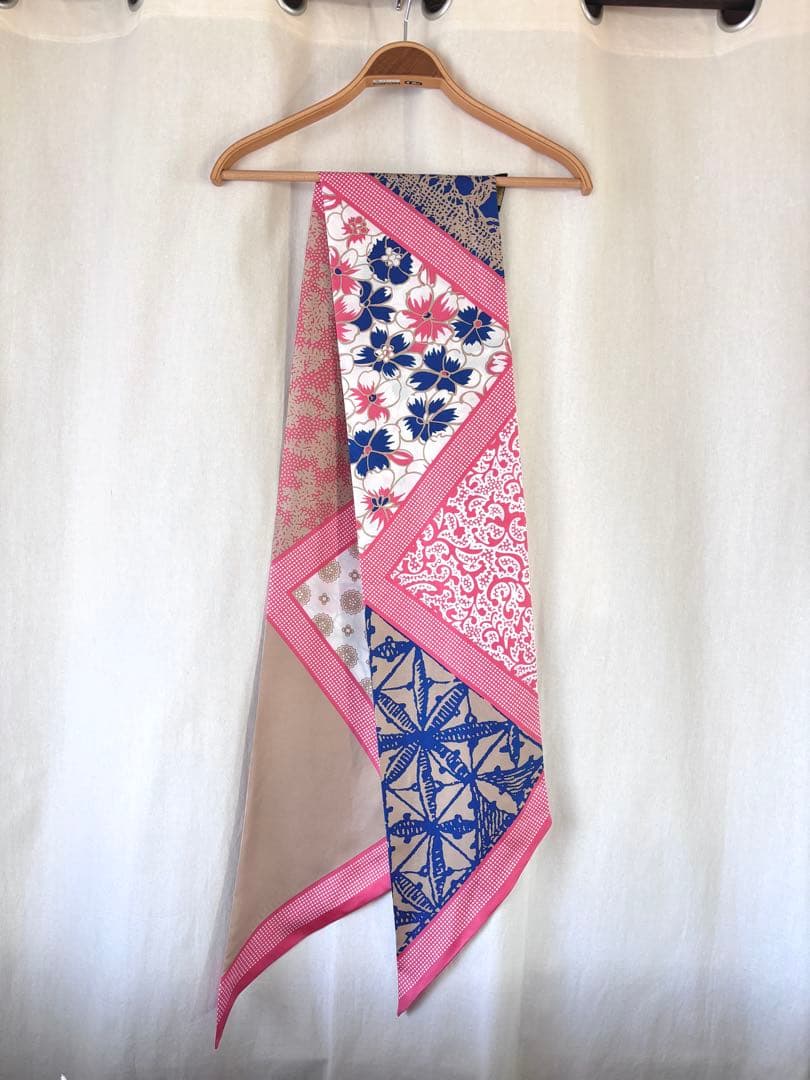 美品　manipuri【マニプリ】ボウタイスカーフ