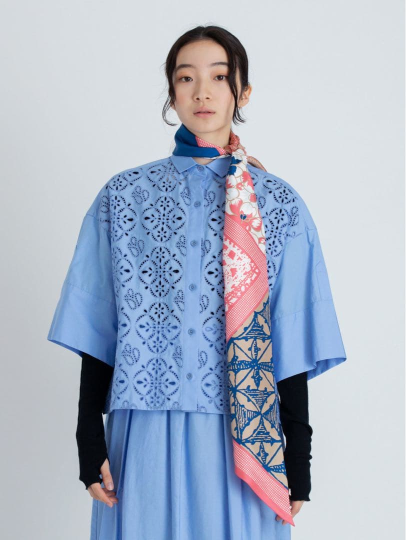 美品　manipuri【マニプリ】ボウタイスカーフ