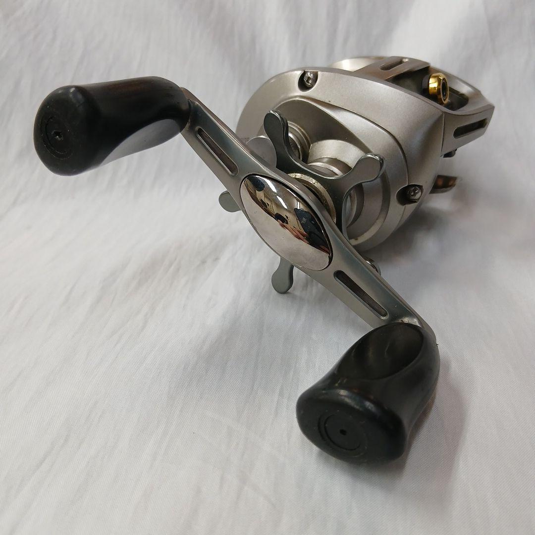 DAIWA　アルファス　タイプF 右　ベイトリール