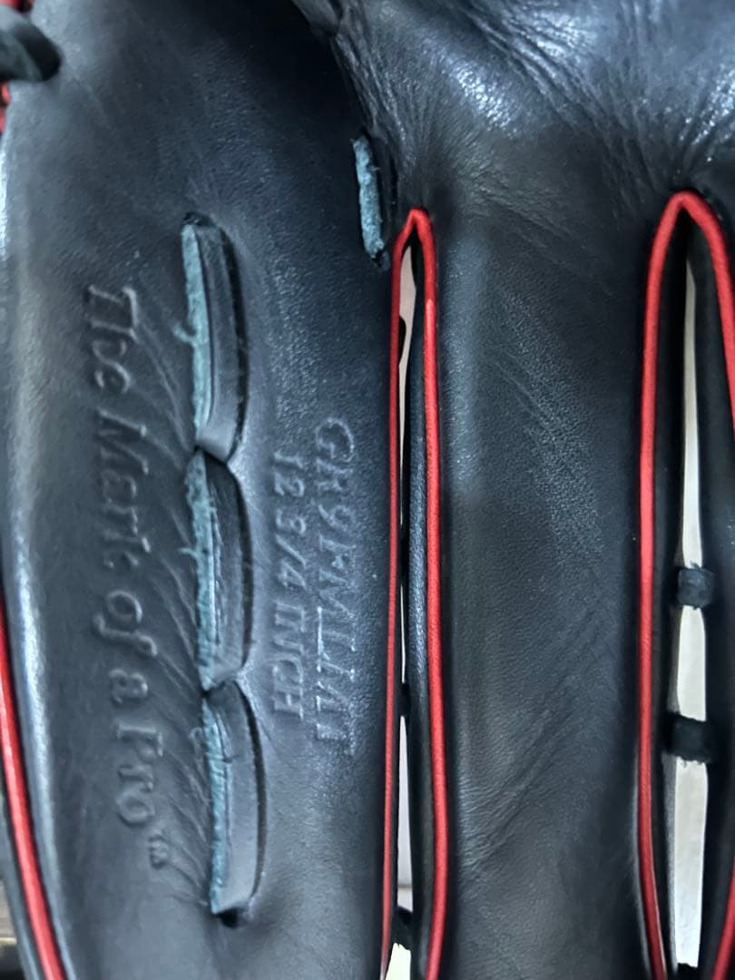 【美品】Rawlings マイクトラウトモデル 軟式グローブ 黒×赤