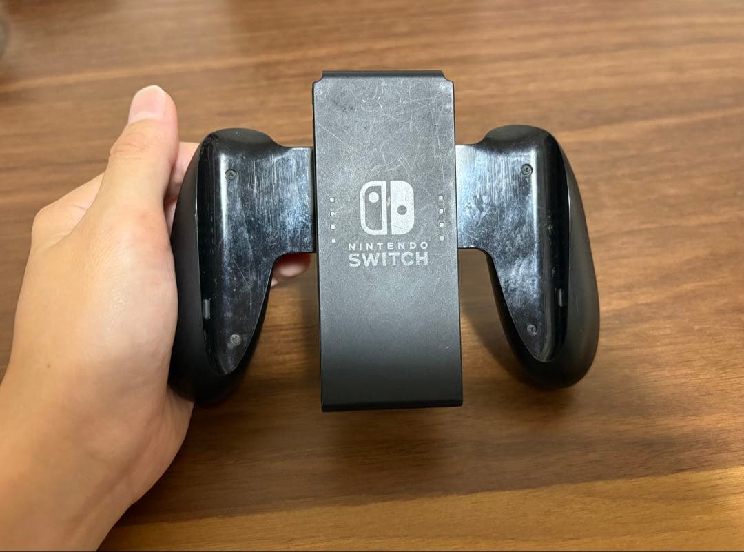 り*ん様 Nintendo Switch 本体　スイッチ　ジョイコントローラ付き
