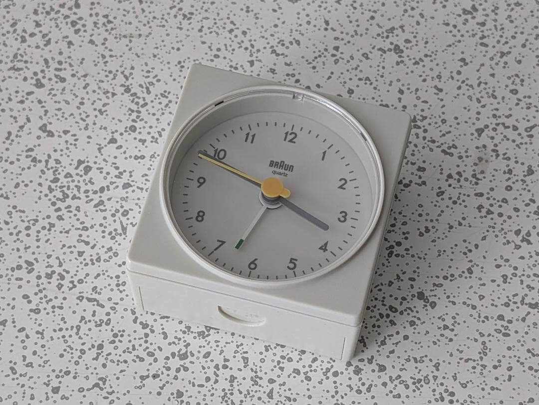 80s ビンテージ BRAUN AB1 4746 アラームクロック 希少 オフ白