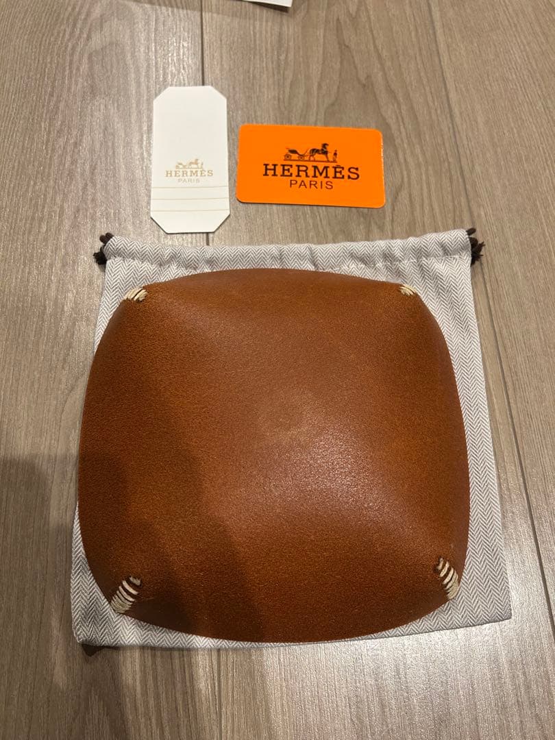 【未使用】HERMES エルメス　小物入れ