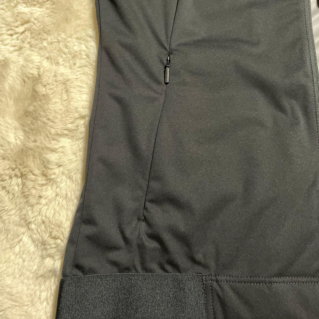 テーラメイド　ゴルフジャケット　ストレッチ　撥水　防風　加工　M 黒【送料込み】