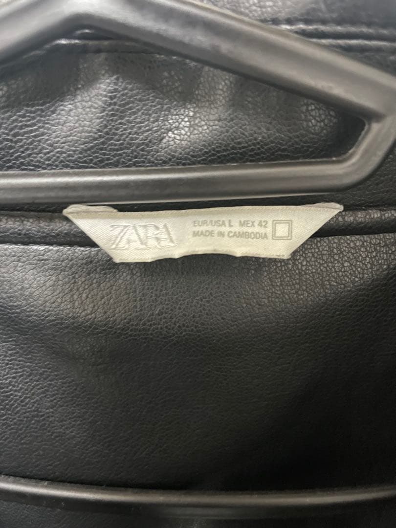 ZARA フェイクレザーボンバージャケット Lサイズ