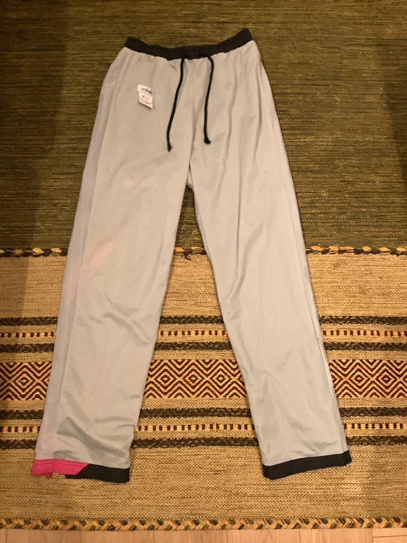 ほぼ新品！廃盤品！ ヨネックス ウィンドブレーカー下 パンツ Lサイズ