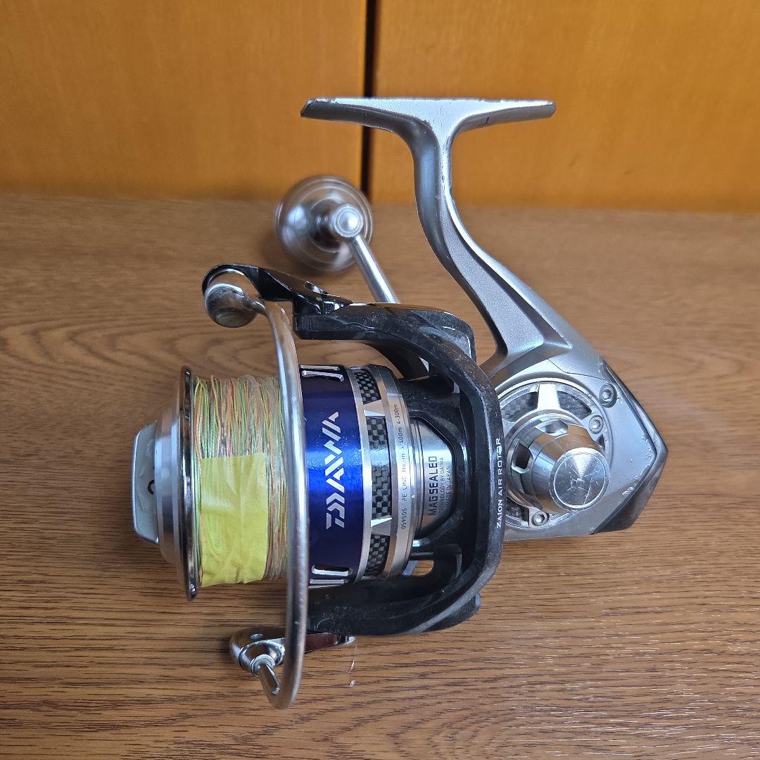 ㉕DAIWA ダイワ 10ソルティガ 4500 おまけPE3号リーダー50lb付