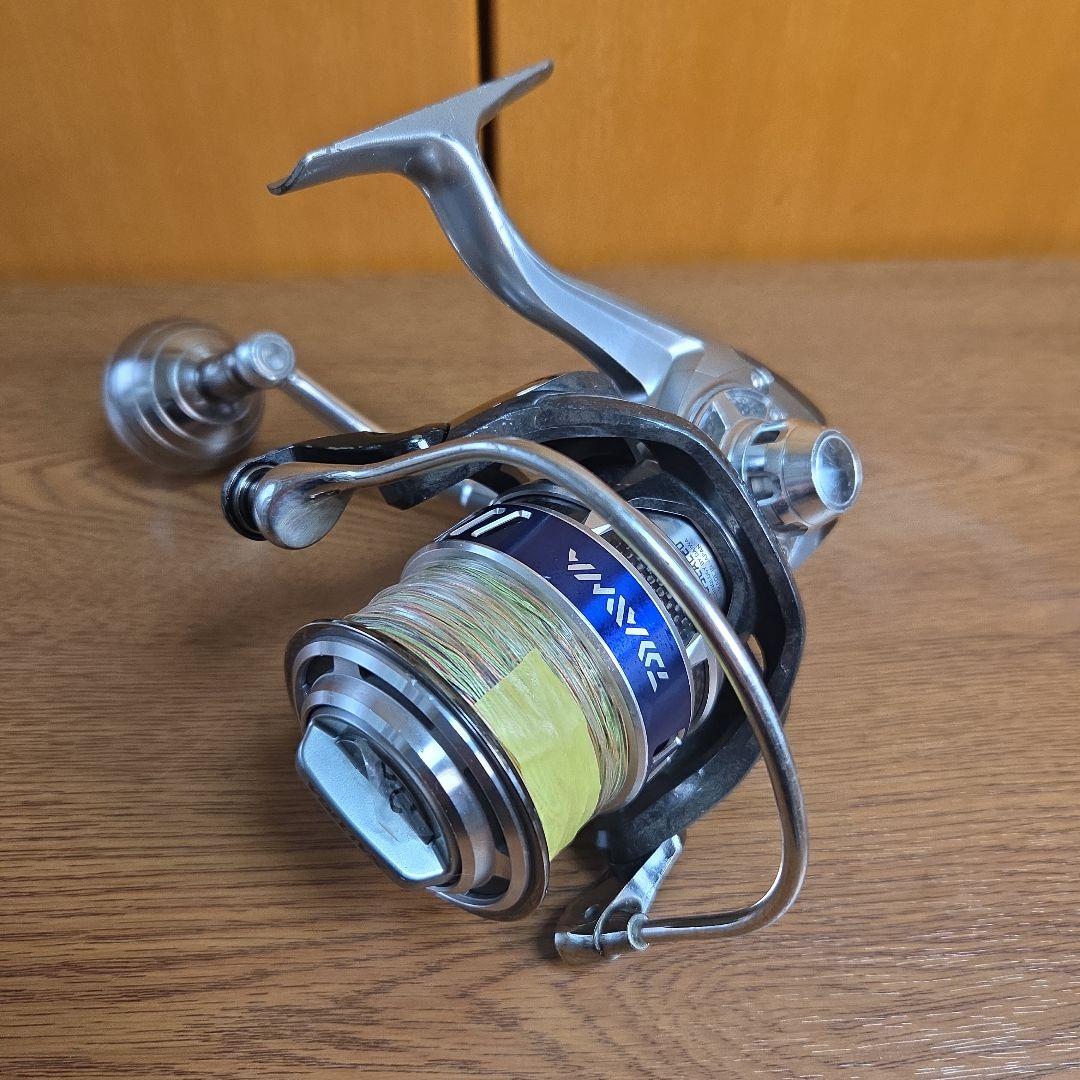 ㉕DAIWA ダイワ 10ソルティガ 4500 おまけPE3号リーダー50lb付