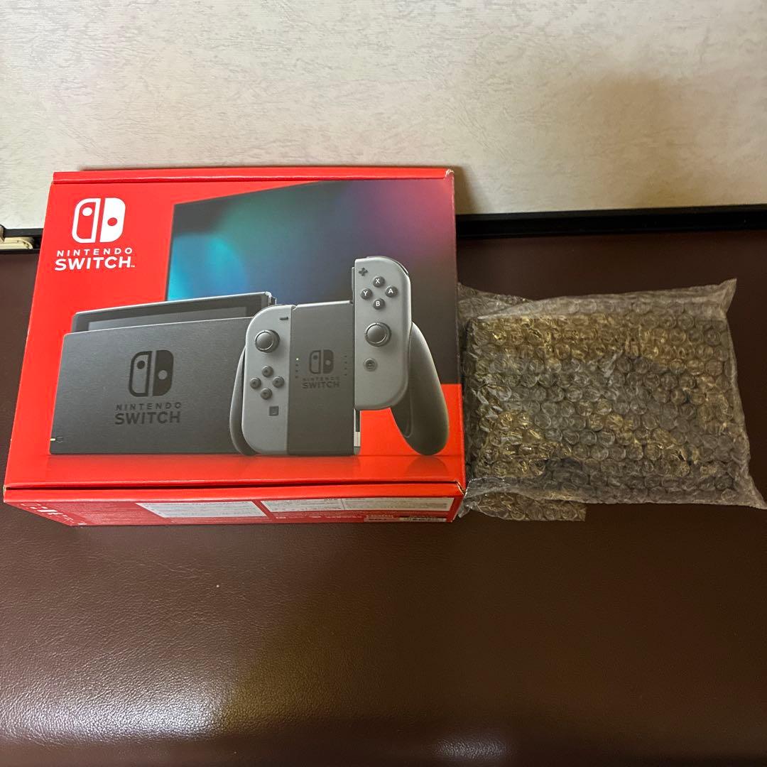 Nintendo Switch 本体　ドック台　クイックポーチ付き
