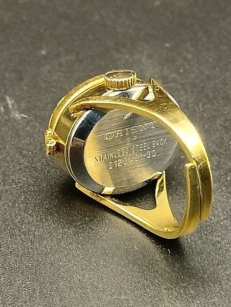 ピ*ト様 ORIENT カメオデザイン リングウォッチ　指輪時計　手巻き　稼働品