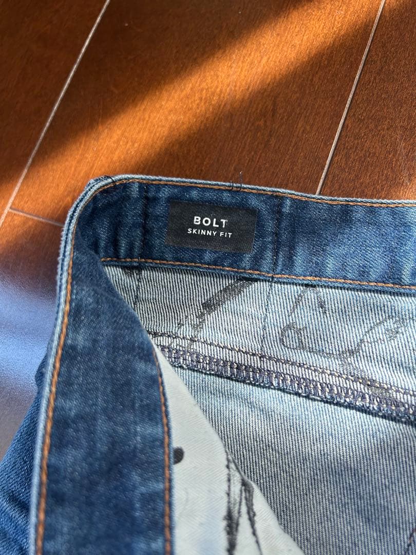 デンハム　BOLT W30