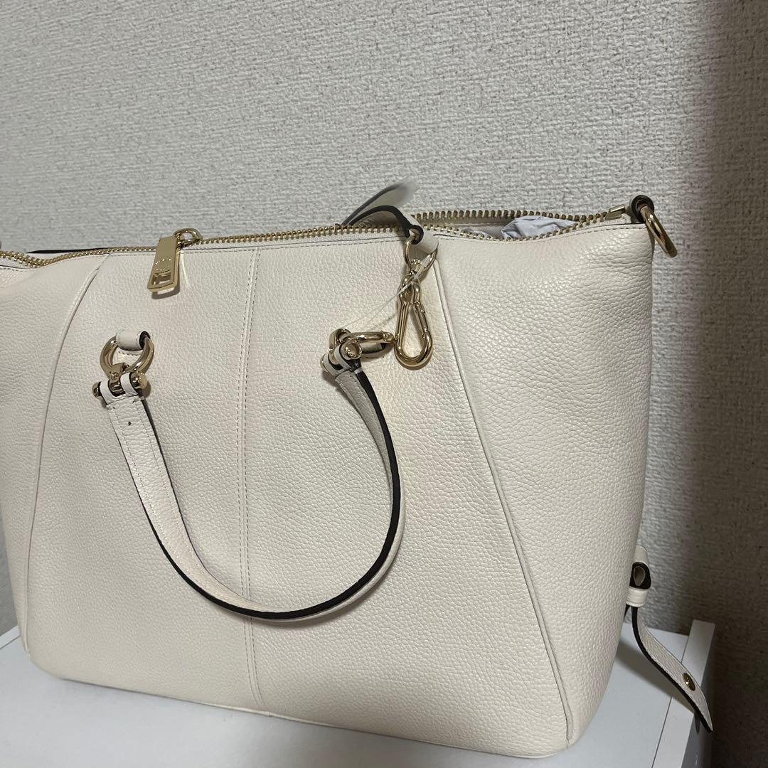 COACH ホワイトレザートートバッグ