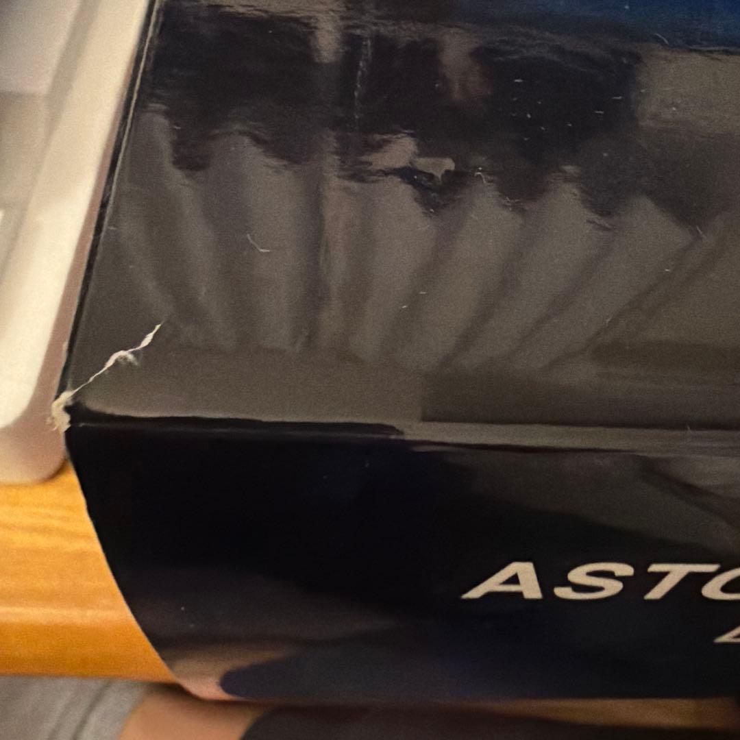 AUTOart Aston Martin DB11 ホワイト 1/18