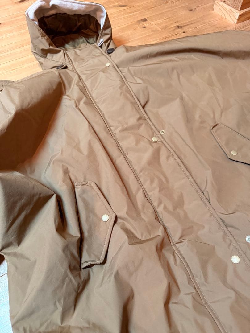 F/CE. RECYCLE NYLON PADDING PONCHO中綿ポンチョ