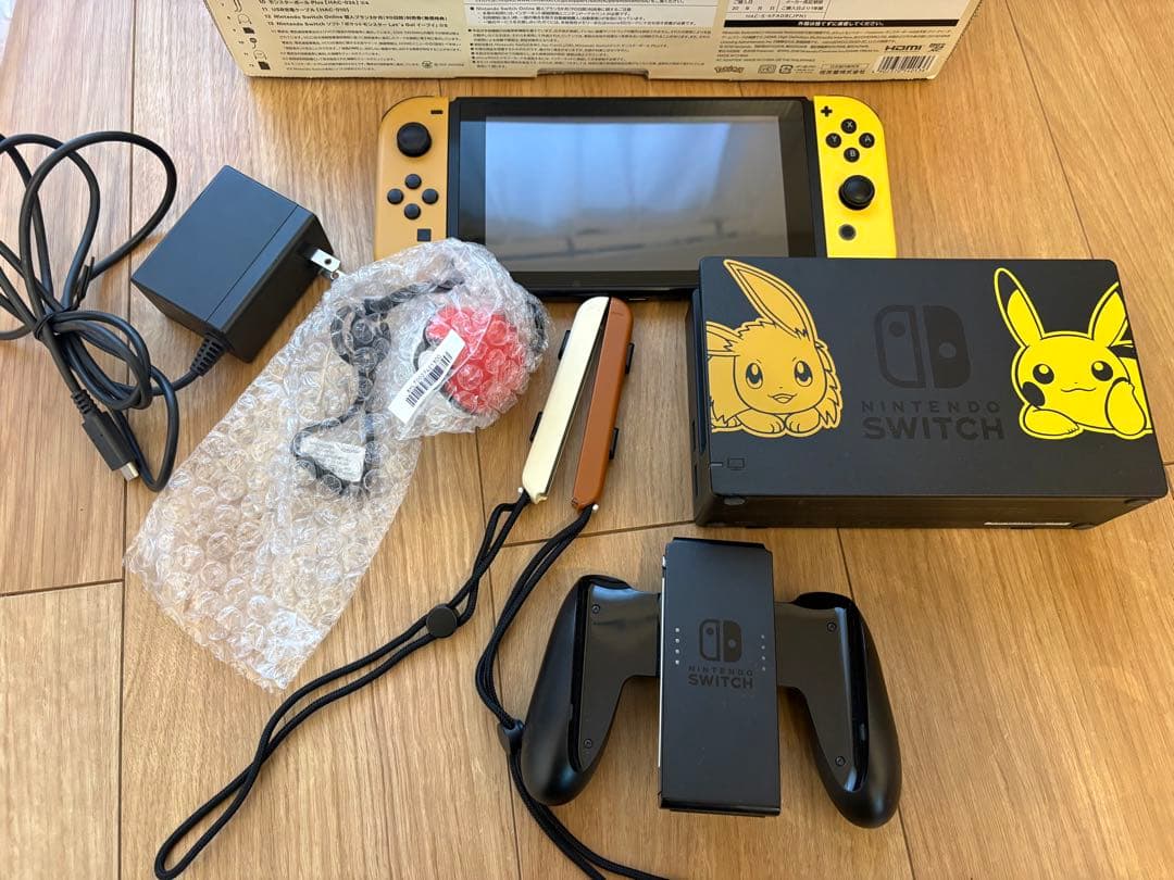 藤*認様 Nintendo Switch ピカチュウ・イーブイデザイン