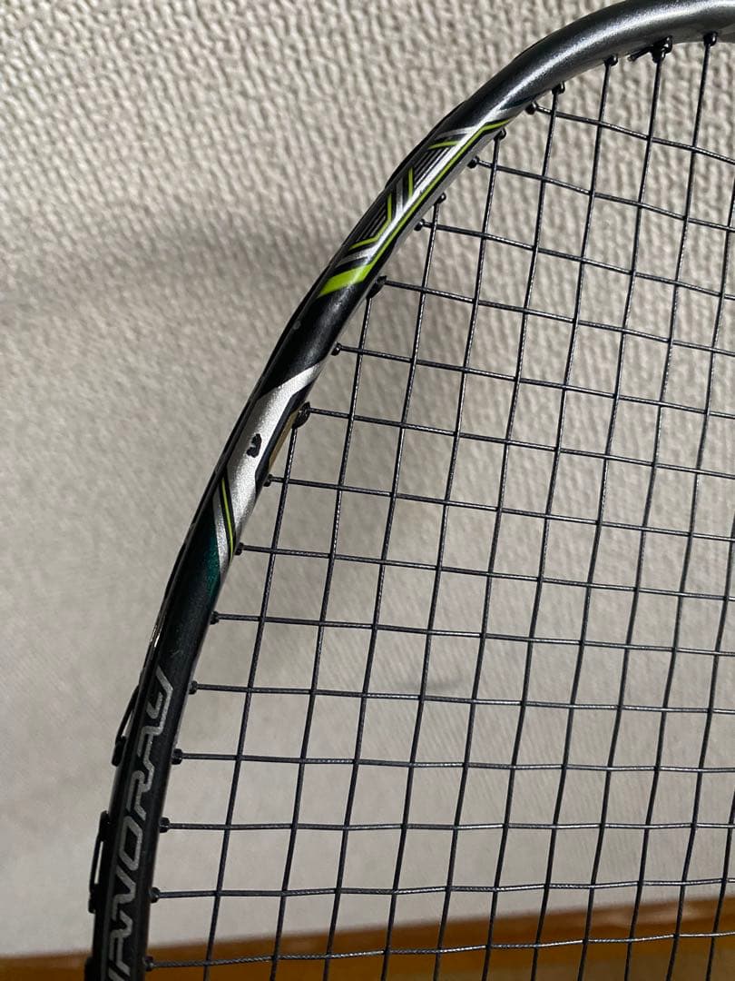 【廃盤】YONEX バドミントンラケットナノレイ 900 3UG5