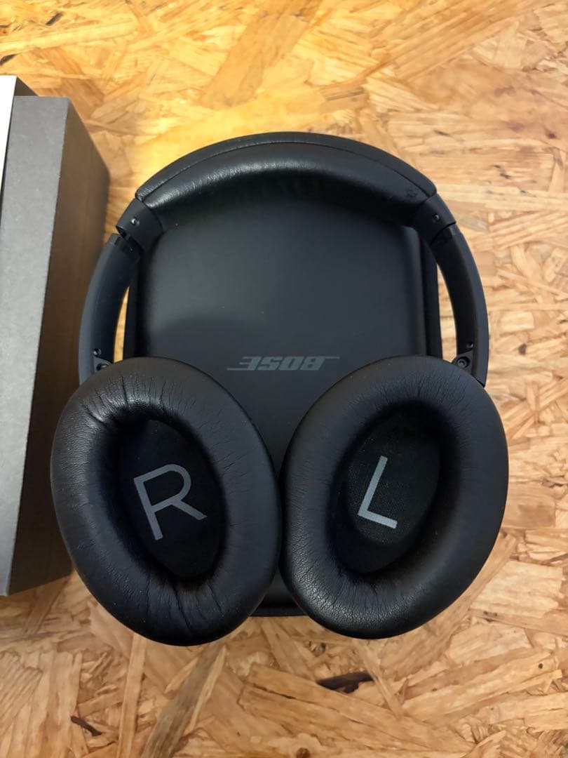 ヘッドホン BOSE QuietComfort45