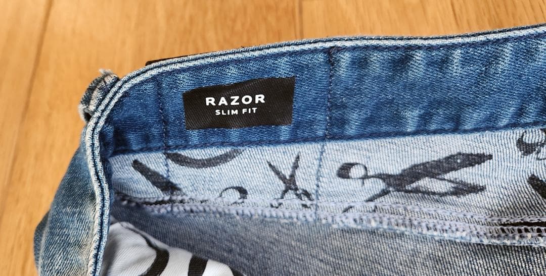 DENHAM RAZOR BLFBB SLIM FIT 31インチ