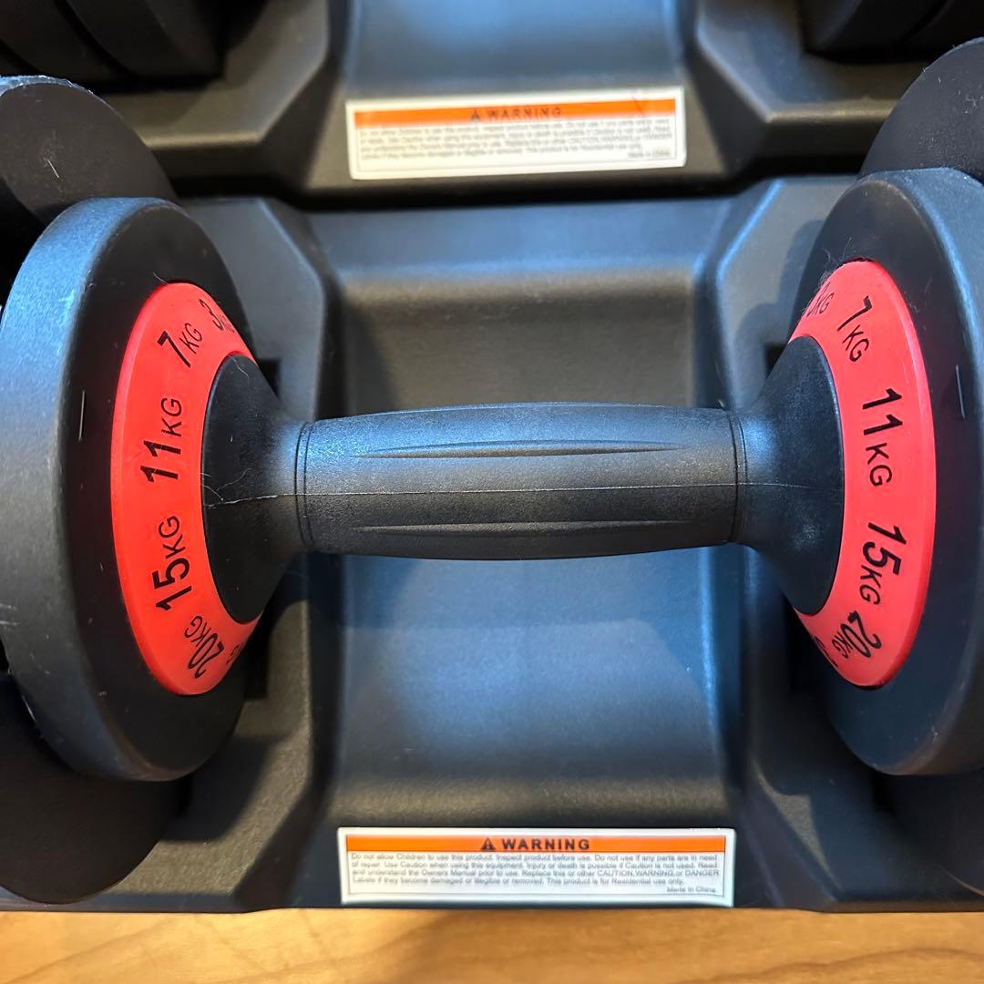 ① 可変式ダンベル 20Kg x 1個