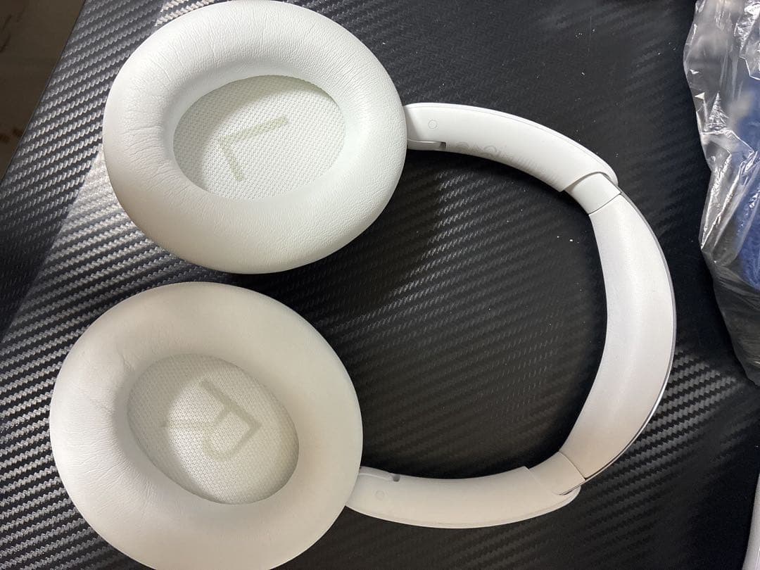 ヘッドホン Anker soundcore space Q45 white