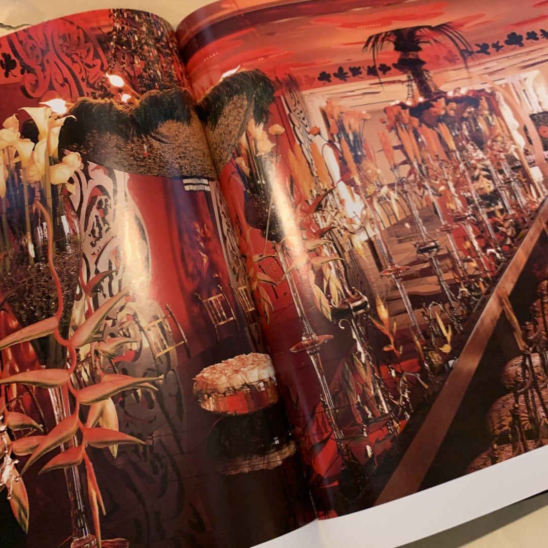 Living in CHINA (３カ国語版) TASCHEN