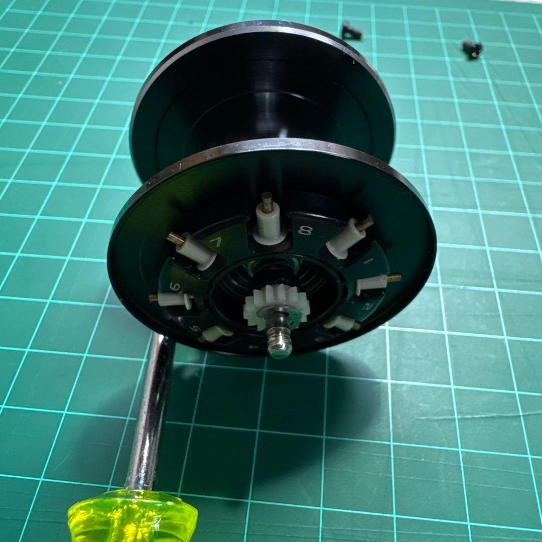 【メンテナンス済】シマノ(SHIMANO) 18 カルカッタコンクエスト300