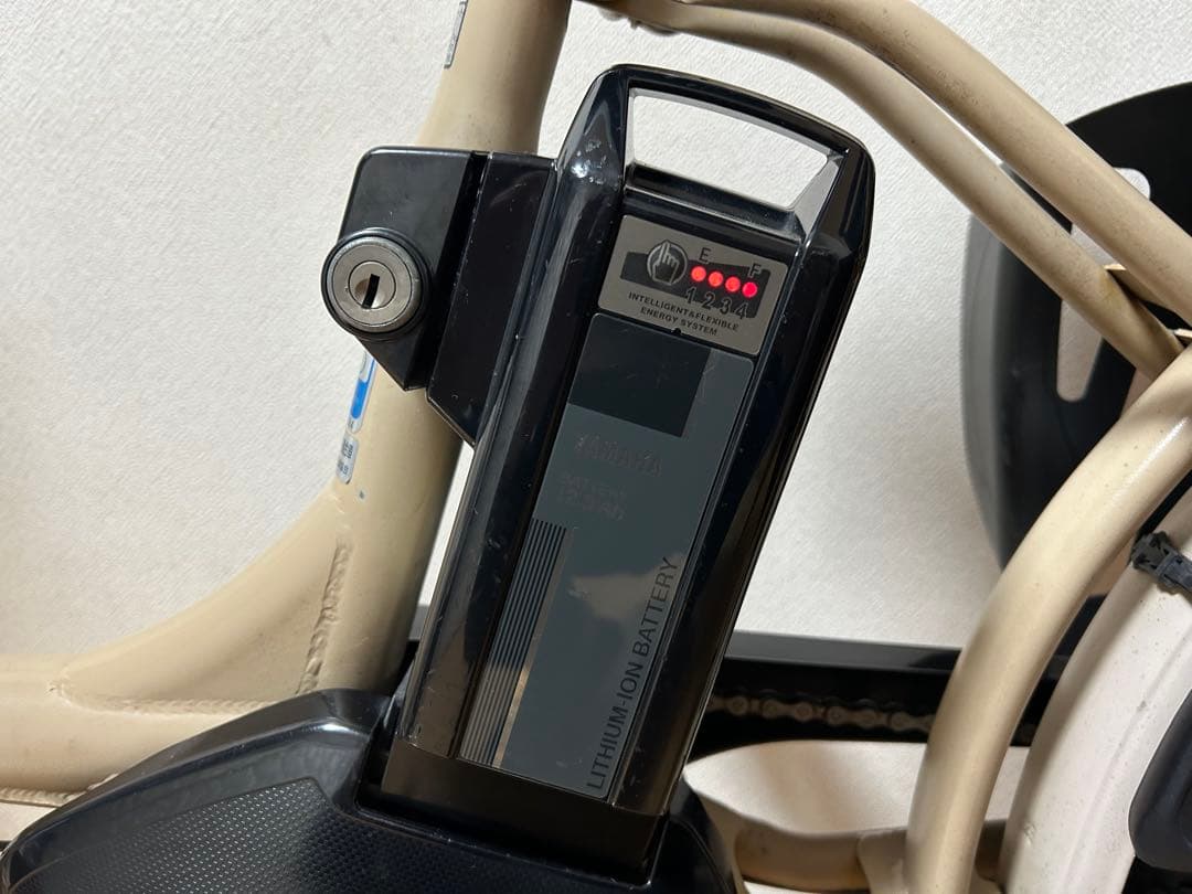 電動自転車　横浜　ヤマハ　PAS Babby 12.3Ah 前後タイヤ新品