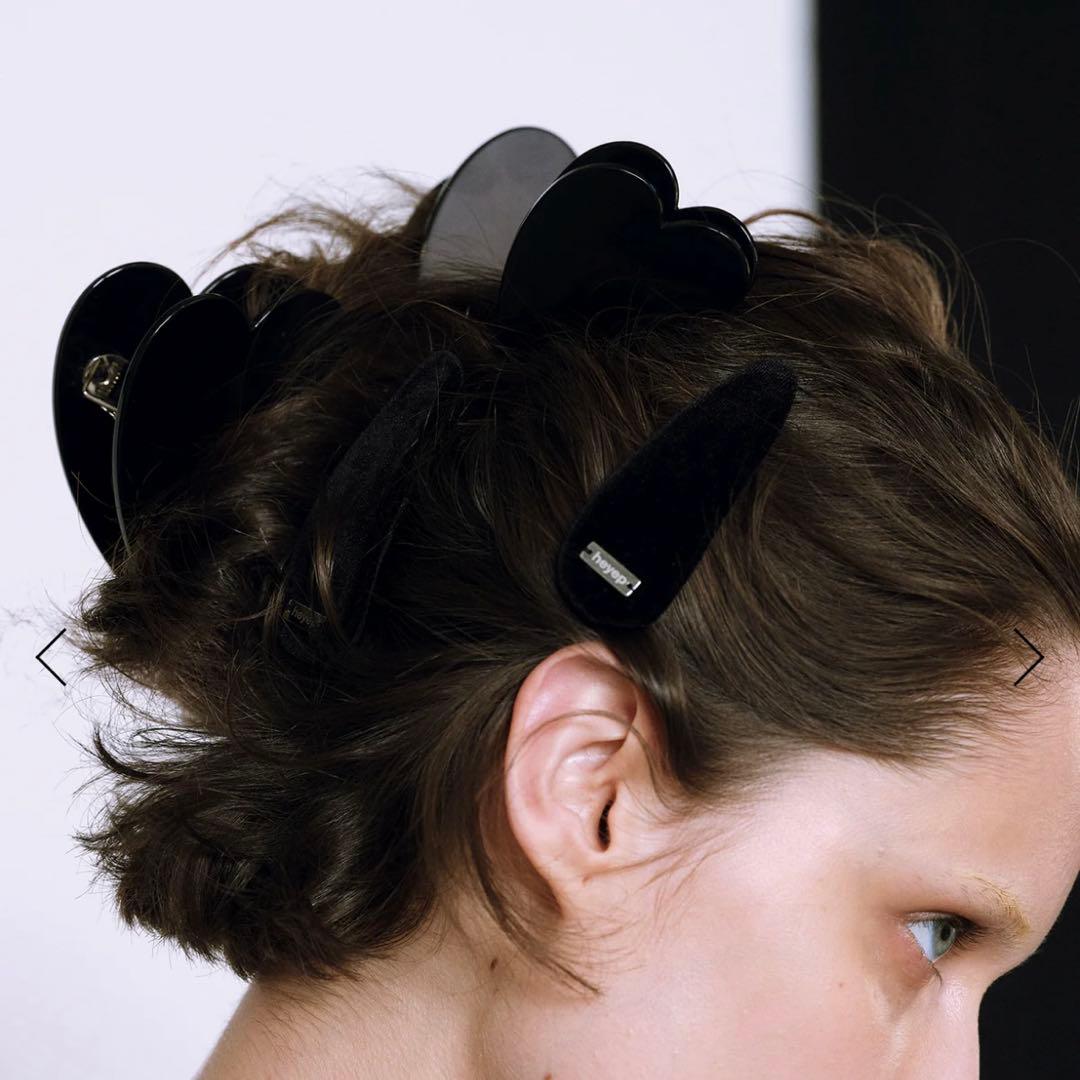 ヘアアクセサリー heyep Large Heart Clip black