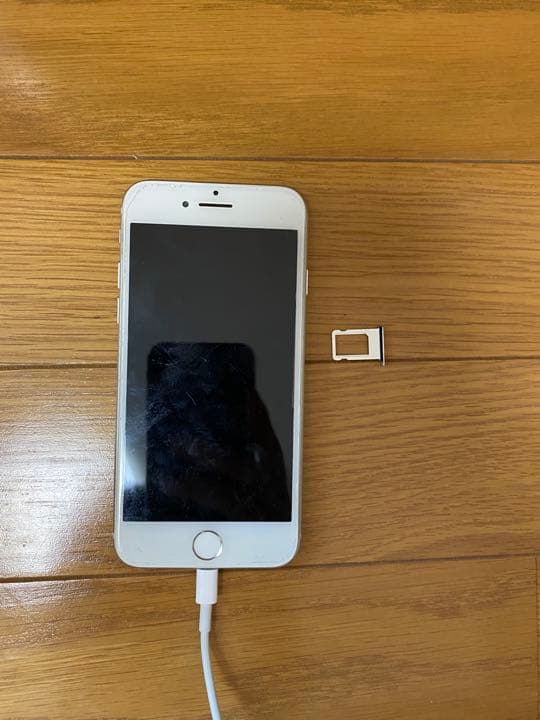 iPhone7シルバー
