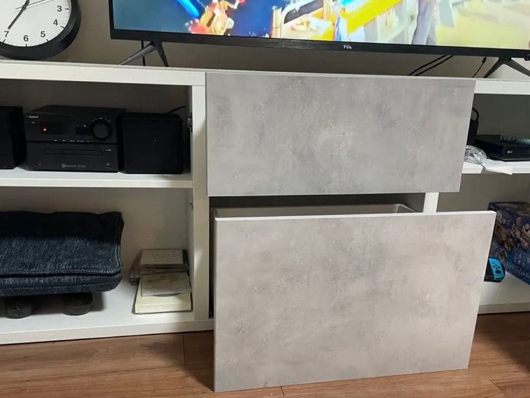 IKEAのテレビ台　使用期間9月程度
