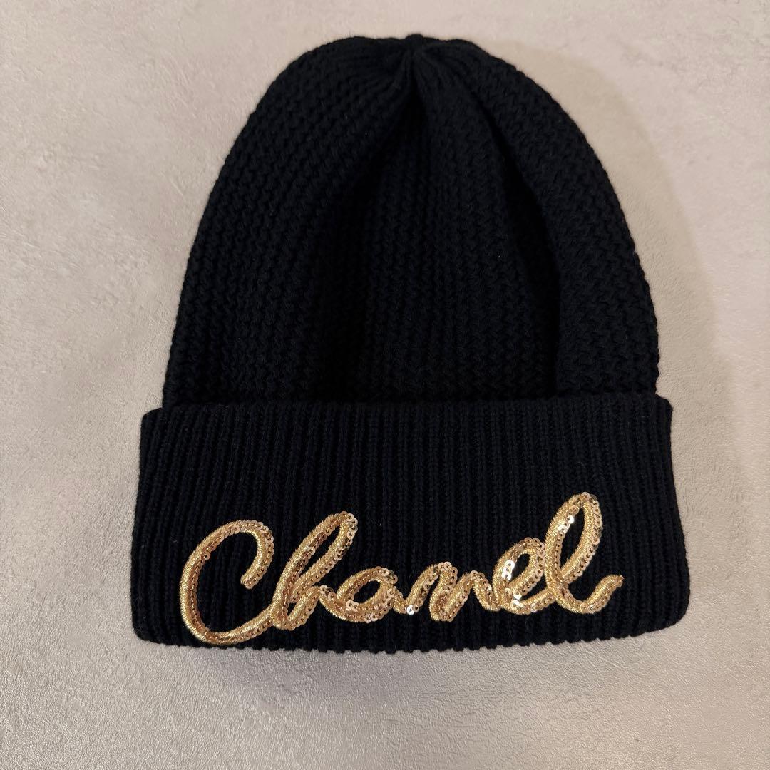 キング chanel シャネル　ニット帽子　ブラック　ゴールド