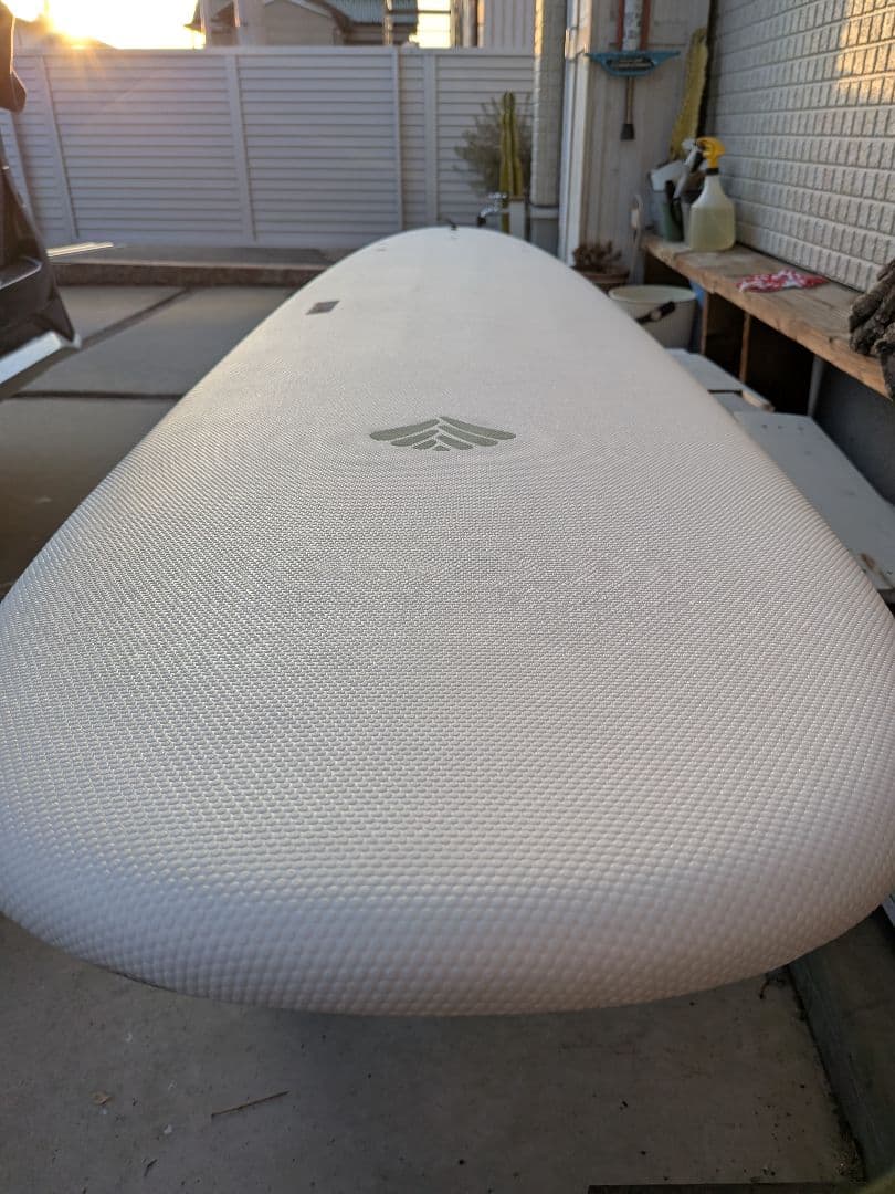 大阪府手渡しビーチアクセスソフトボード 7’2” ミッドレングス ハンドル付き