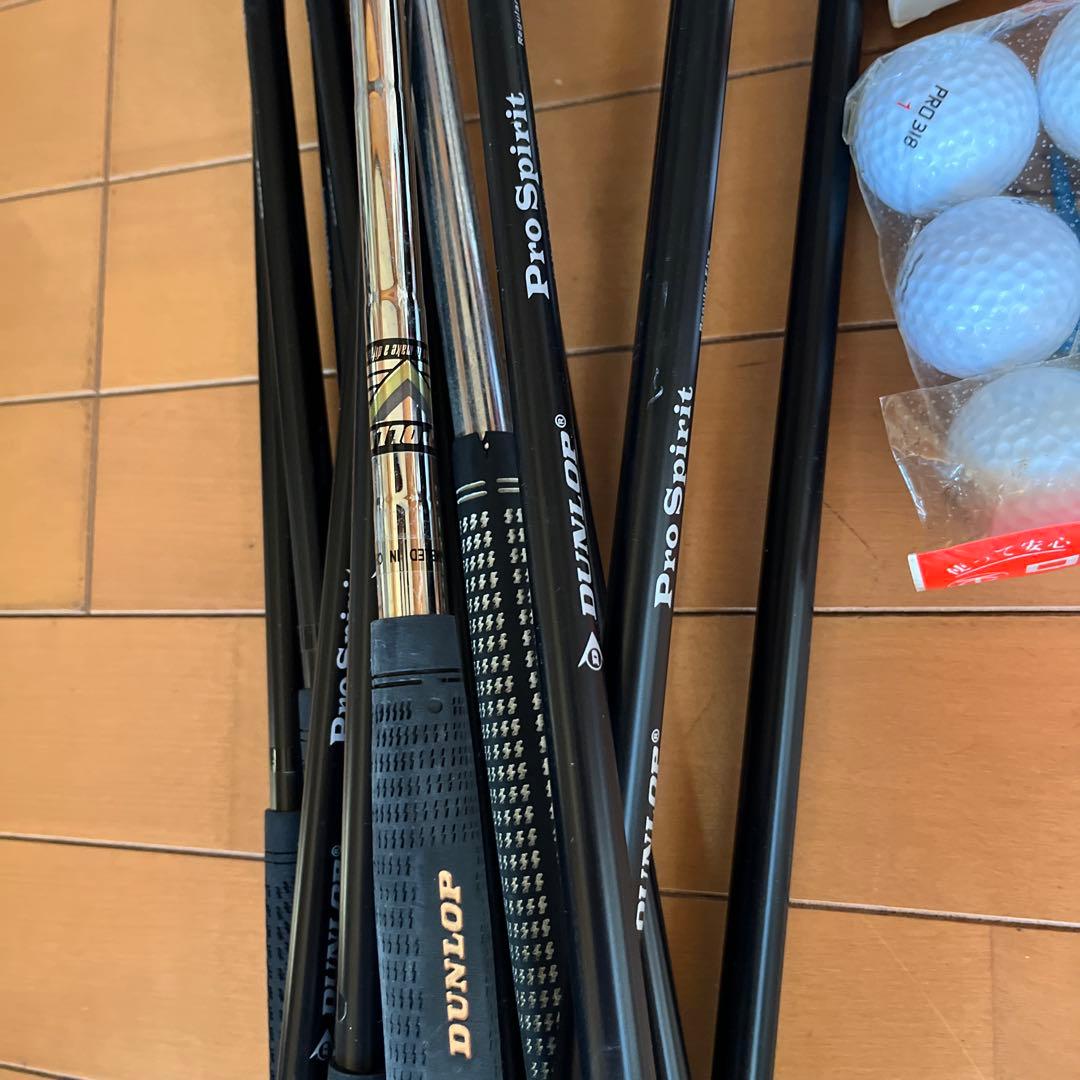 DUNLOP ゴルフクラブセット　　14本　　ゴルフボールセット