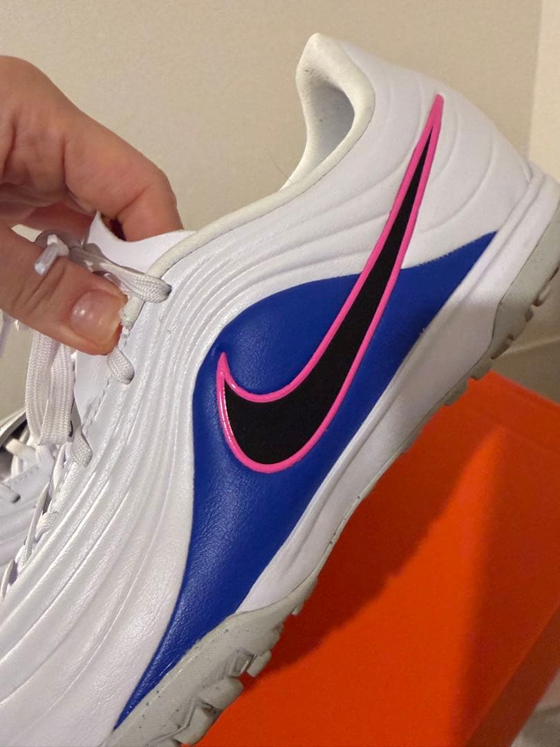 NIKE ナイキ ジュニア ティエンポ マエストロアカデミー 23.5 箱付