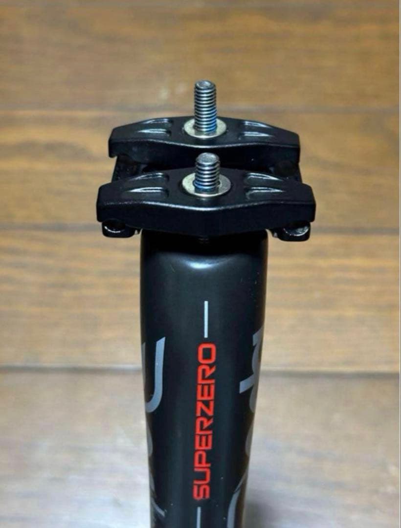 ボッテキア カーボンフレーム ロードバイク Deda シートポスト