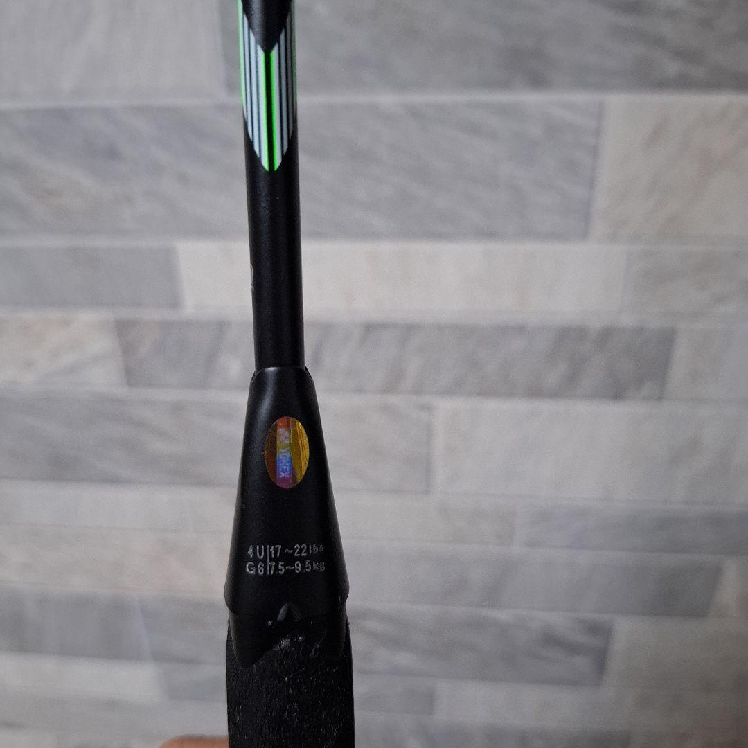 YONEX　バドミントン　ラケット　アストロクス１１　４UG６