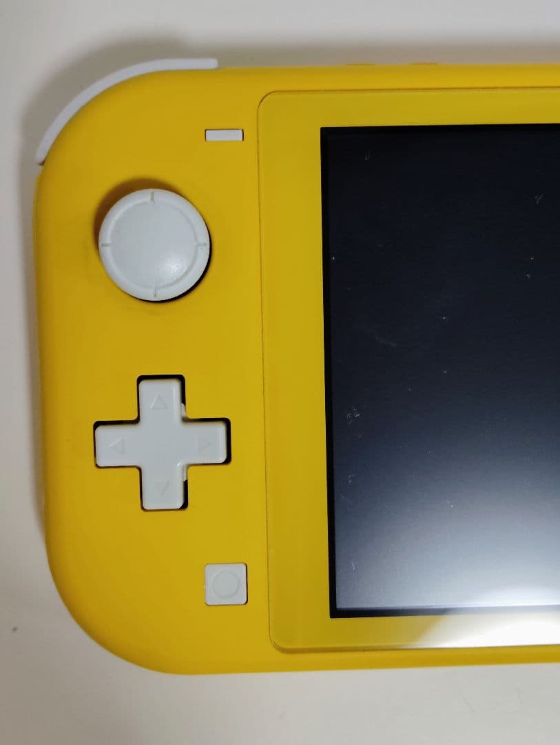 充電器ケース付Nintendo Switch Lite イエロー HDH-001