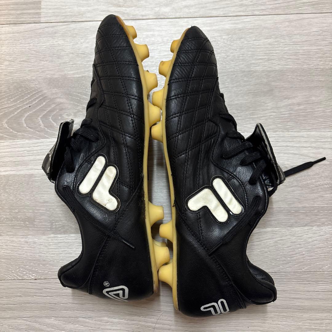希少レトロ　FILA サッカースパイクブラック