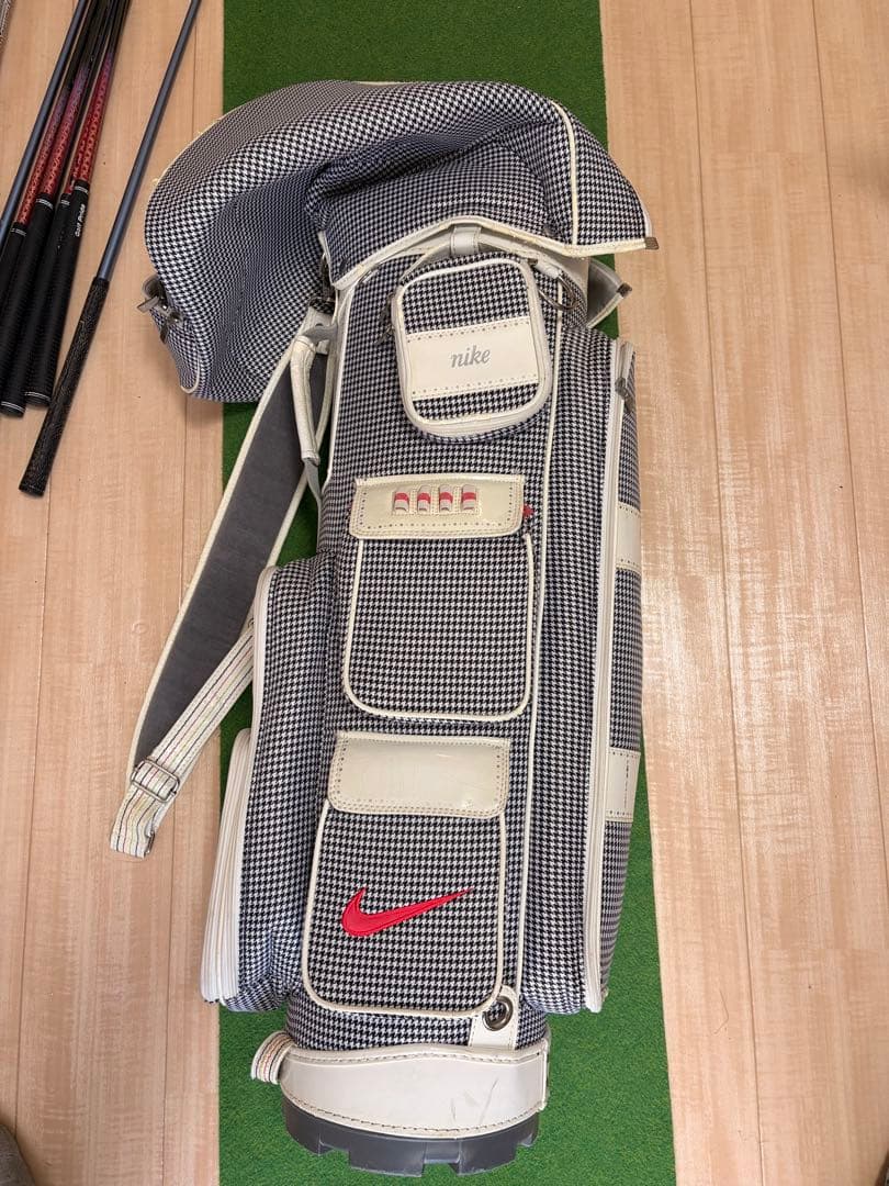 Nike チェック柄 キャディバッグと傘セット