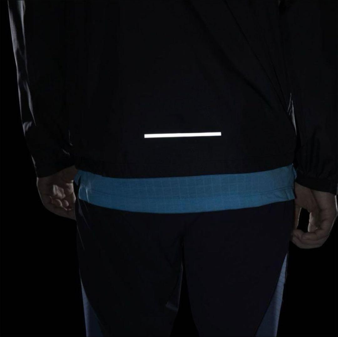 XL ☆新品☆ ナイキ　エッセンシャル フーデッド 軽量薄手ランニングジャケット
