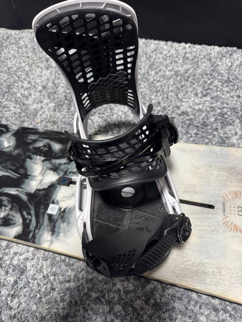 スノーボード Burton Antler 151.5+ burton genesis M